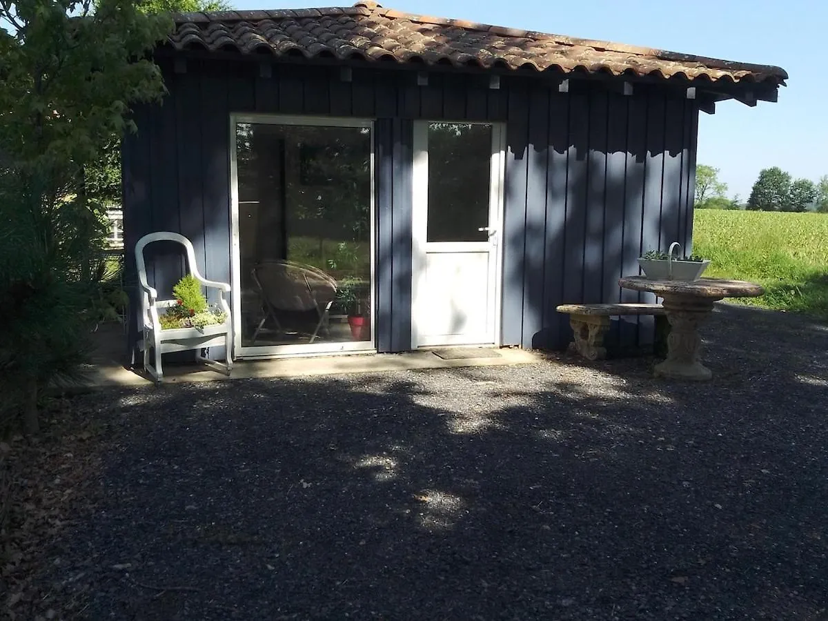 Chalet En Gascogne Vergoignan Frankreich